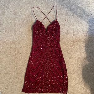 Maroon sequined homecoming/cocktail dress, low back w straps, includes padding